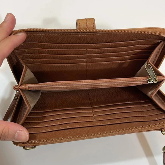 The sak brown leather cell phone wristlet - Picture 4 of 6